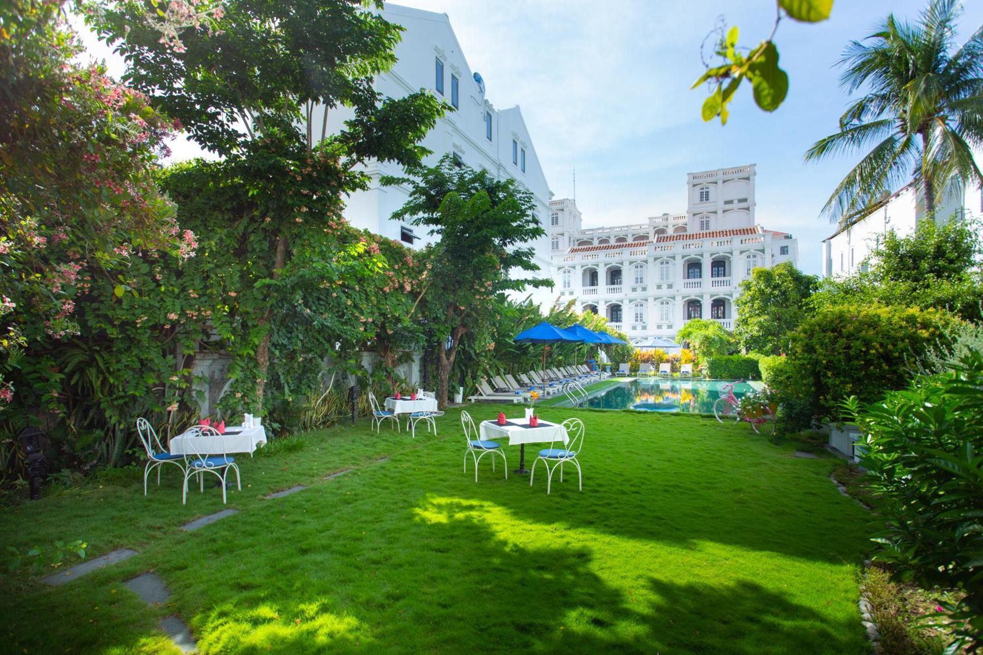 Hoi An Garden Palace Hotel y Spa Exterior foto