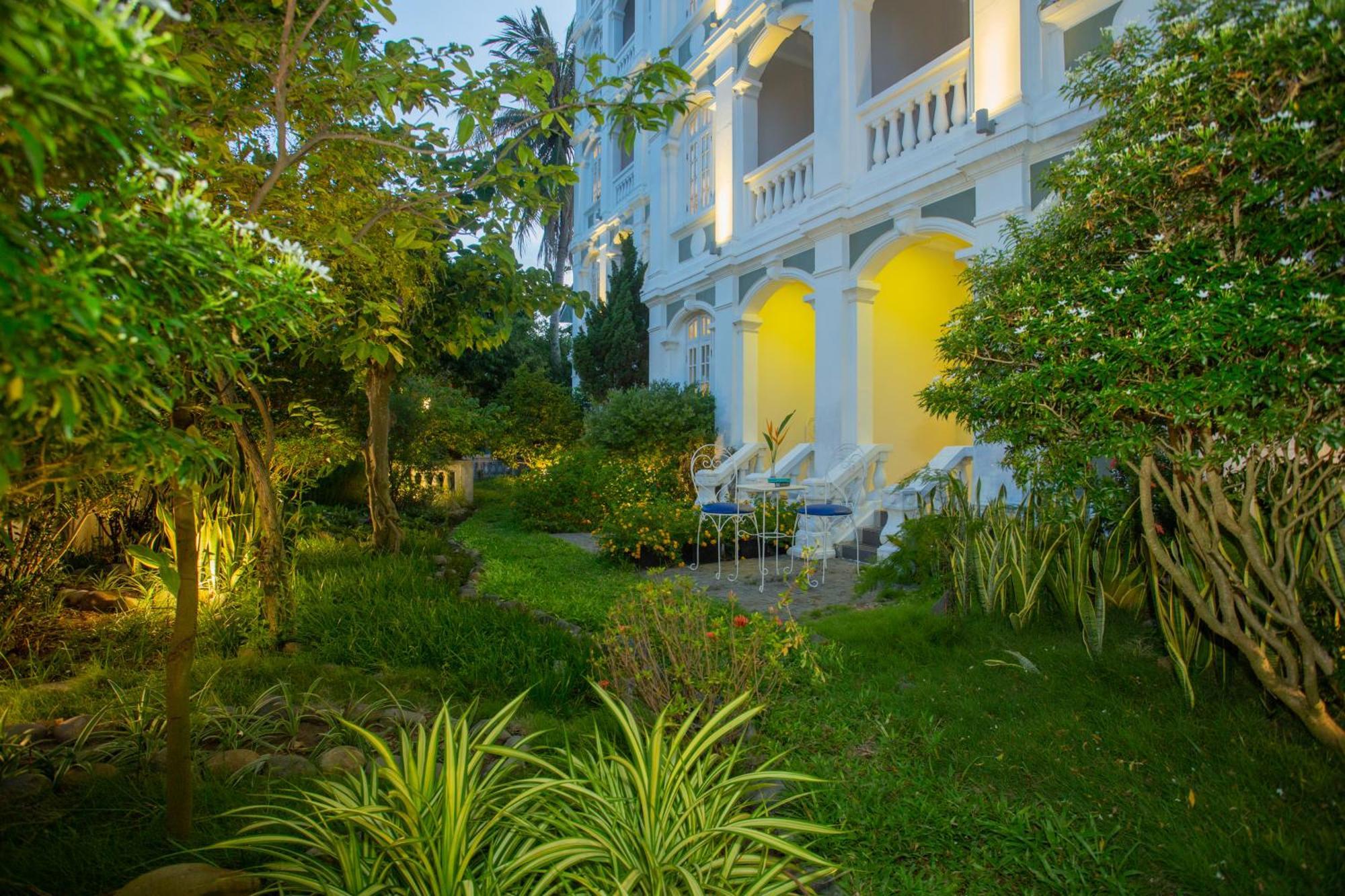 Hoi An Garden Palace Hotel y Spa Exterior foto